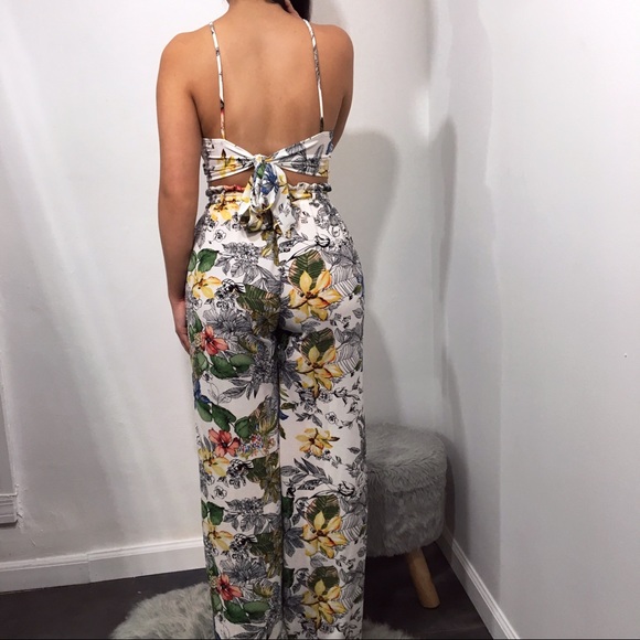 🚨SALE🚨 ONE LEFT Lauren Tropical Belted Pant Set - Picture 3 of 6